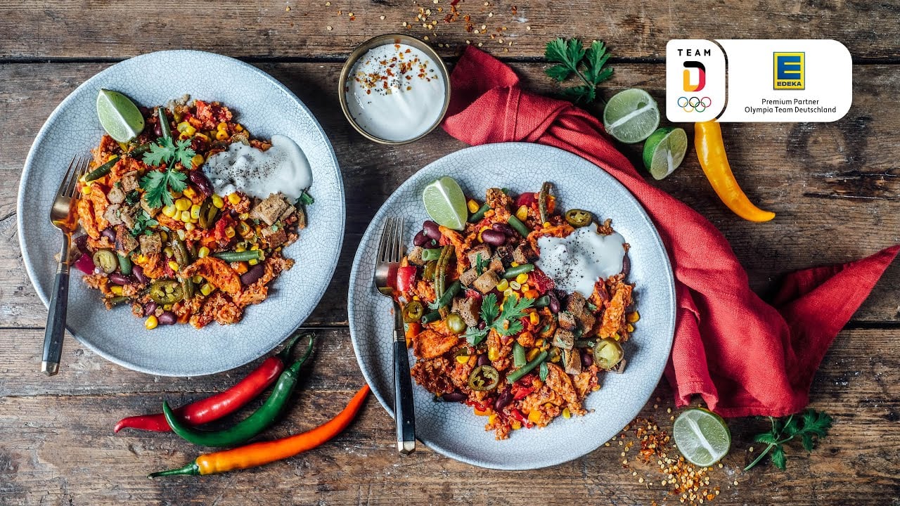 Veganes One Pot Chili YouTube Platzhalterbild für ein Video mit dem Titel 'Veganes One Pot Chili'.