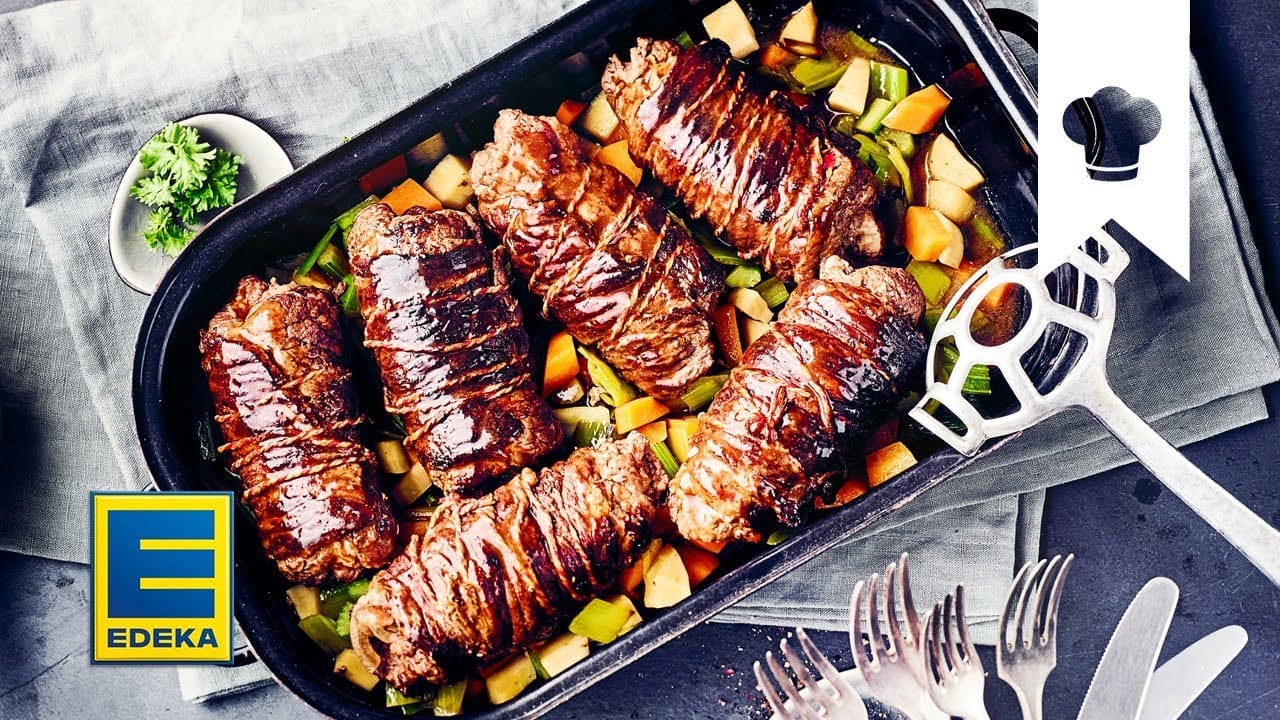Rinderrouladen Rezept YouTube Platzhalterbild für ein Video mit dem Titel 'Rinderrouladen Rezept'.