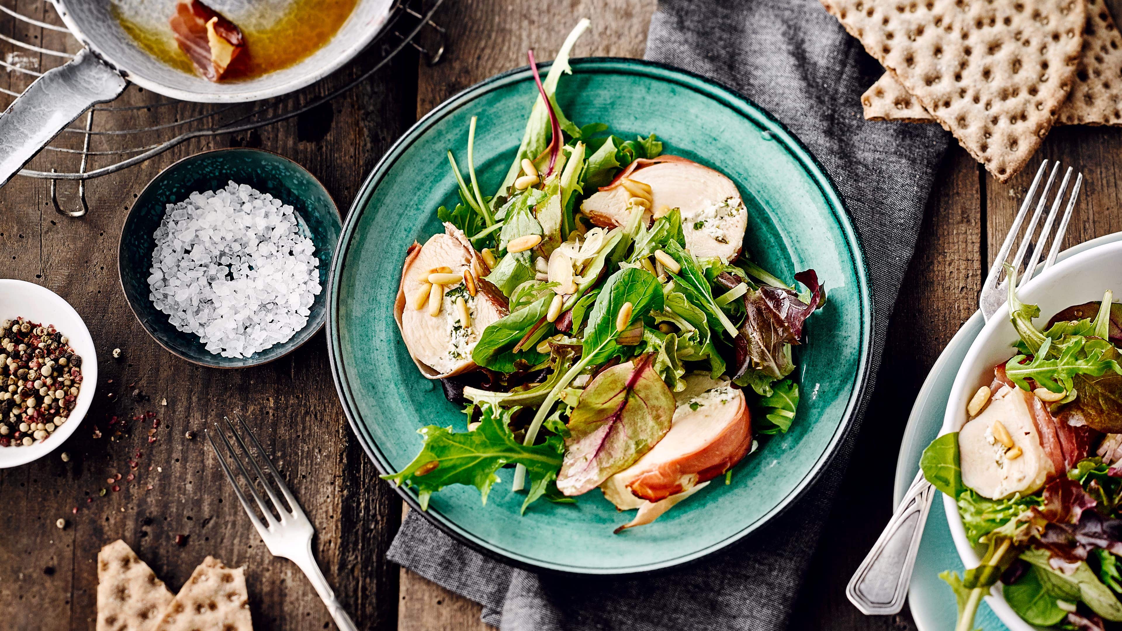 Salat mit Hähnchenbrust Salat mit Hähnchenbrust