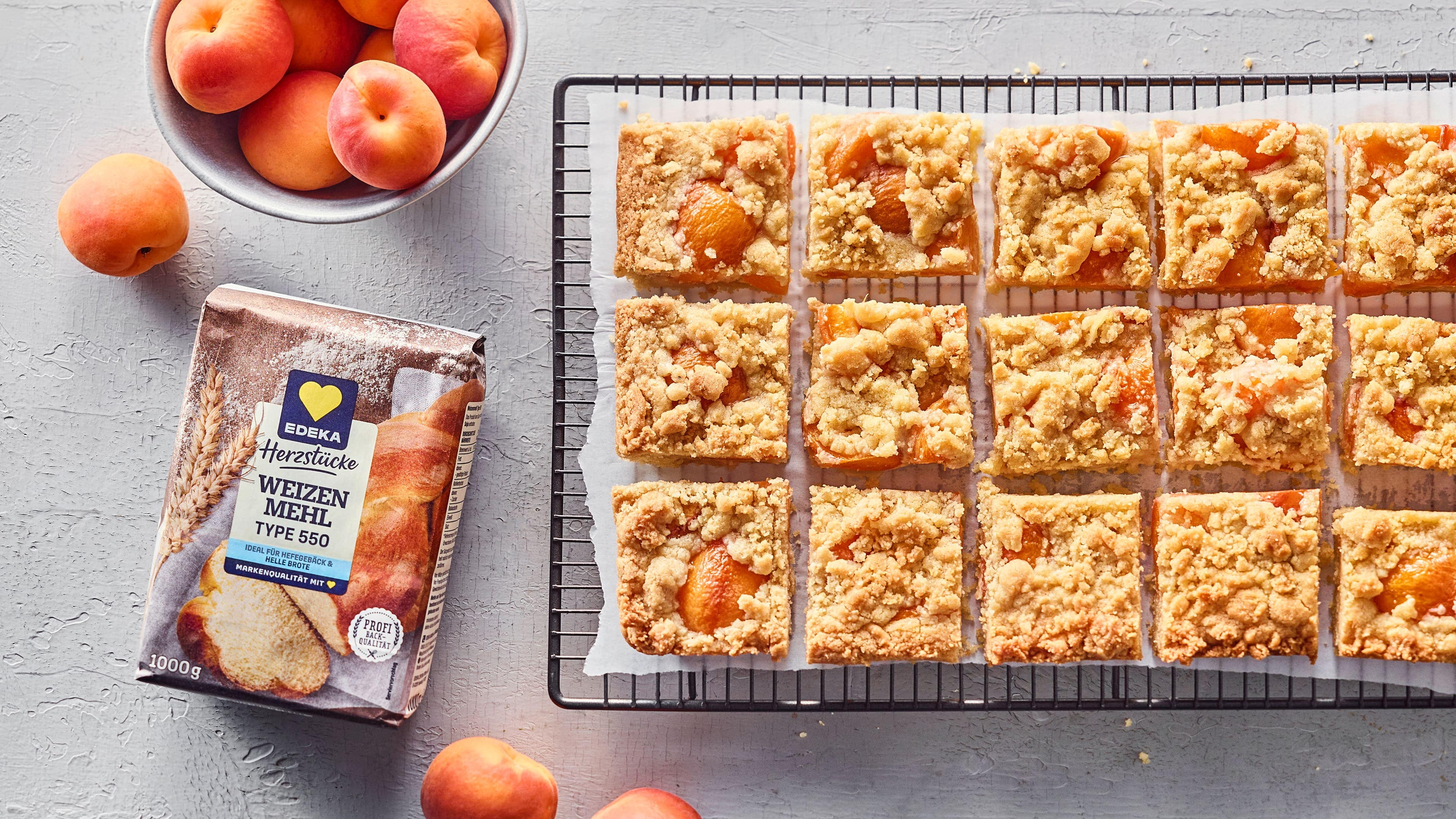 Aprikosen-Streuselkuchen Aprikosen-Streuselkuchen