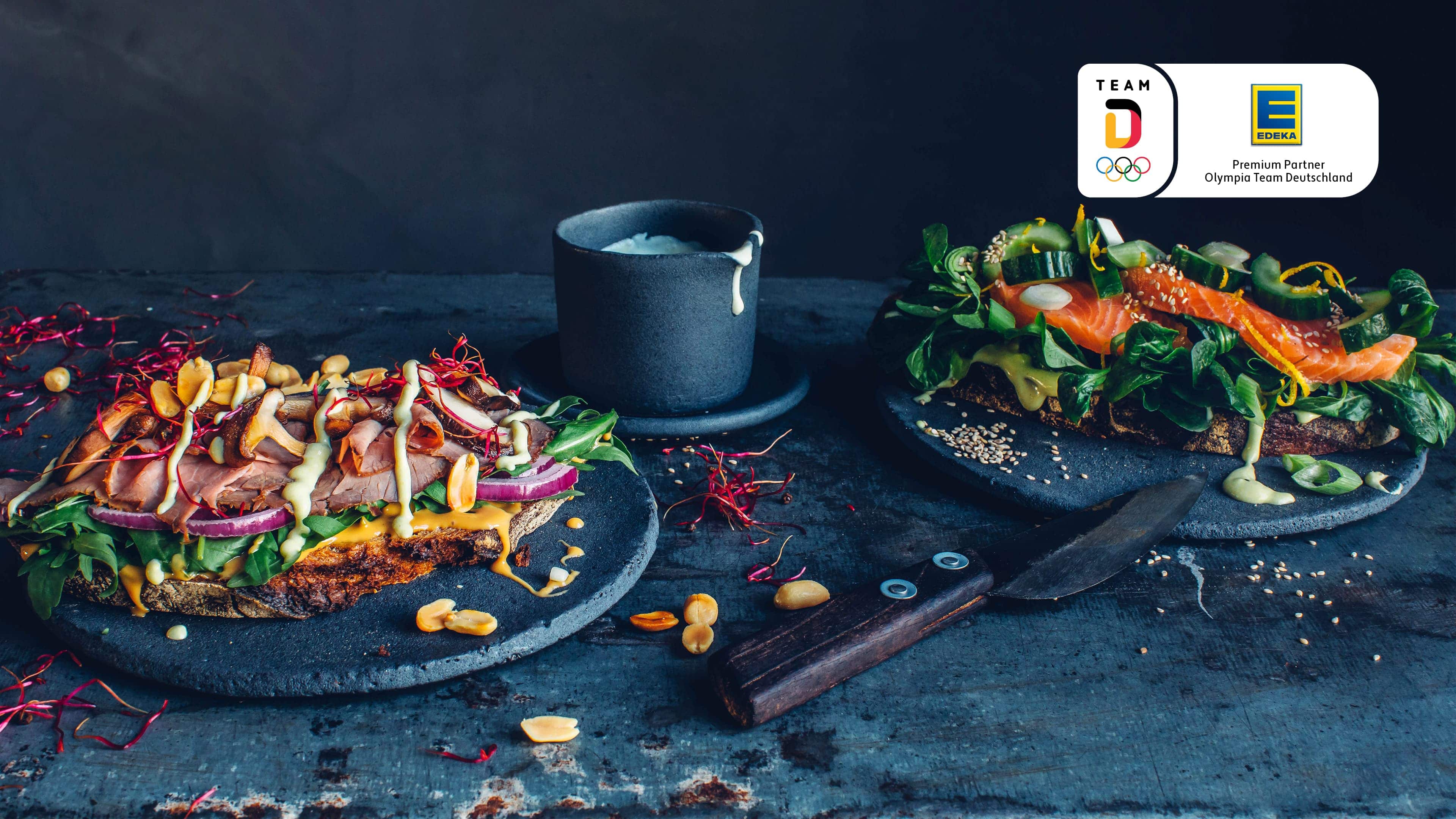 Asia-Style-Stulle Power-Stulle für unsere Team-Deutschland Athleten: Entweder mit Roastbeef und selbstgemachter Ingwer-Mayonnaise oder mit Lachs und Wasabi-Mayonnaise.