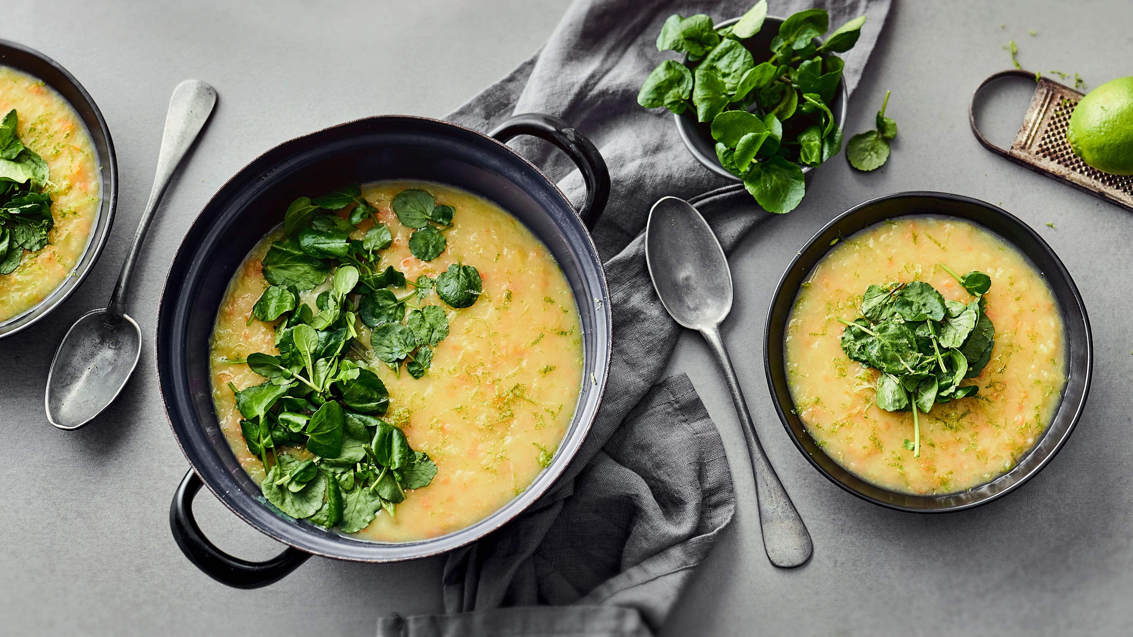 Kartoffel-Kresse-Suppe Peppen Sie einfache Gerichte mit Kresse auf – unser Kressesuppen-Rezept gibt Ihnen ein paar köstliche Anregungen mit Kartoffeln und Co.