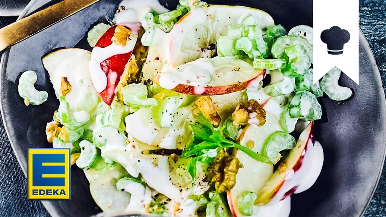 Waldorfsalat Rezept YouTube Platzhalterbild für ein Video mit dem Titel 'Waldorfsalat Rezept'.
