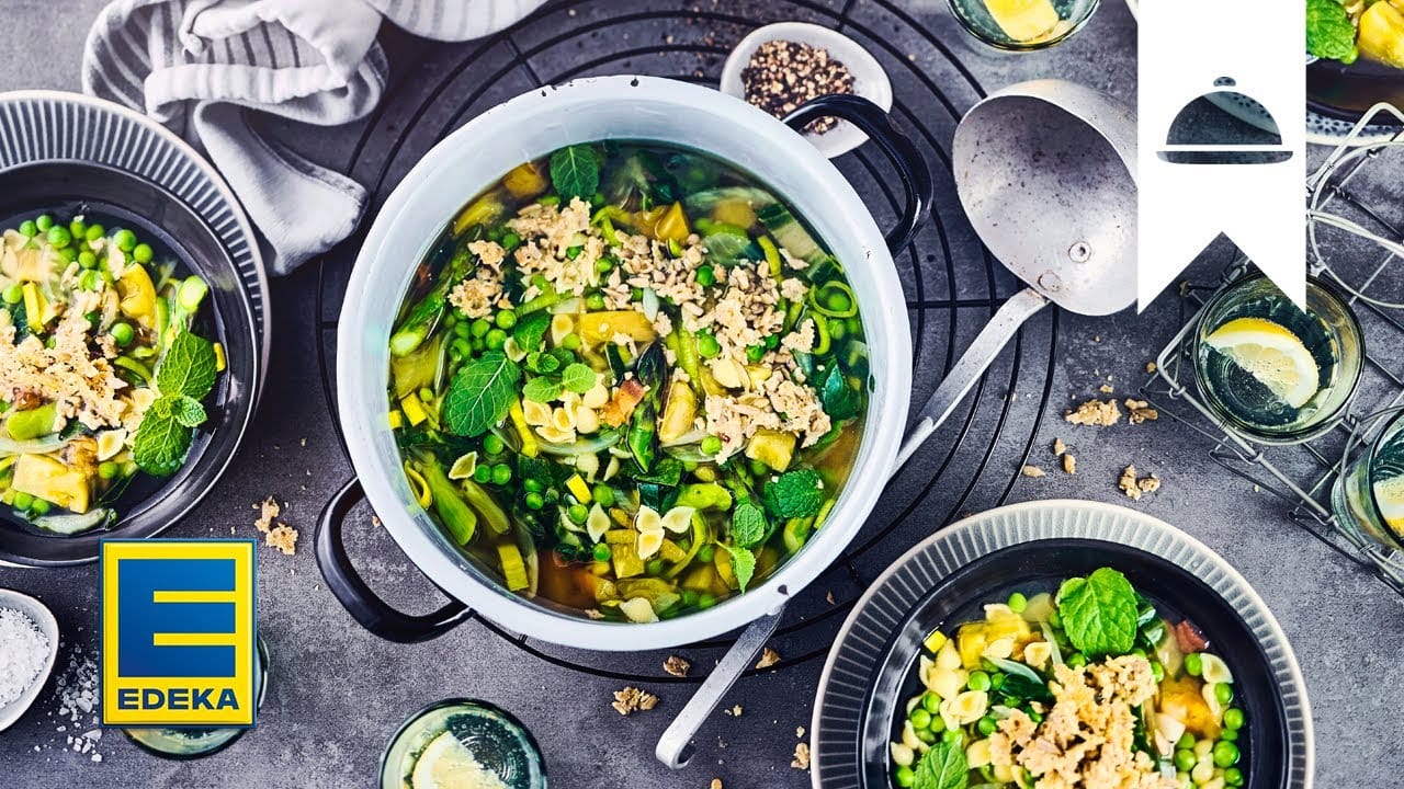Grüne Minestrone YouTube Platzhalterbild für ein Video mit dem Titel 'Grüne Minestrone'.