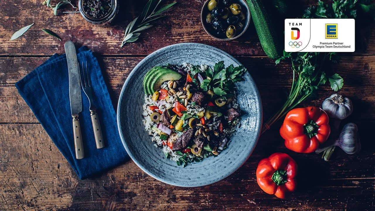 Rustikaler Reissalat YouTube Platzhalterbild für ein Video mit dem Titel 'Rustikaler Reissalat'.