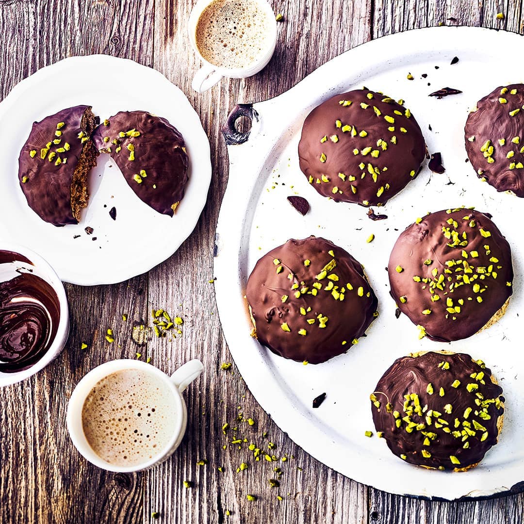 Lebkuchen mal besonders saftig – perfekt für einen Herbst-Nachmittag oder auch zu Weihnachten. Probieren Sie diese selbstgemachten Kartoffellebkuchen.