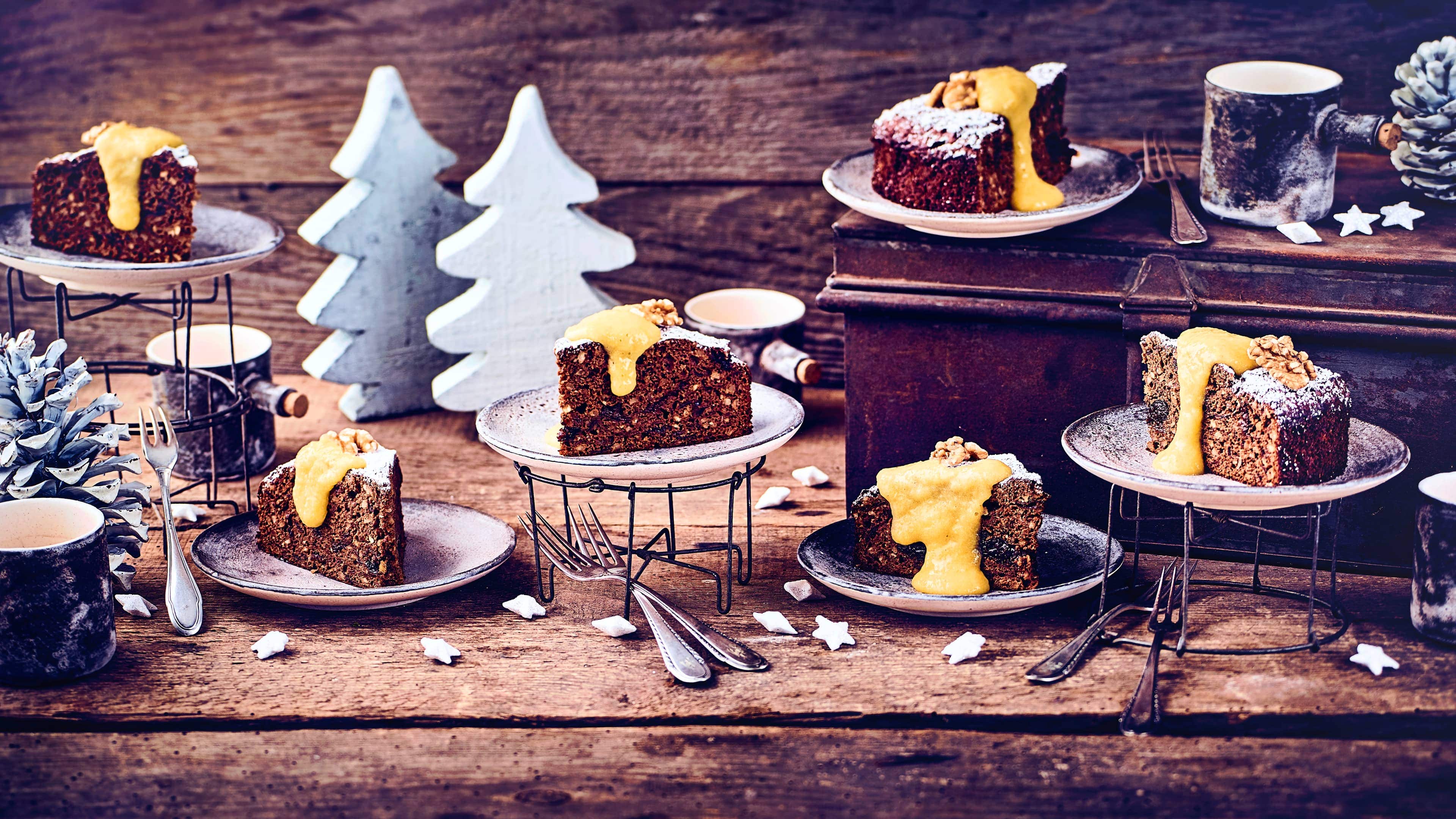 Rotwein-Gewürzkuchen Sie möchten zu Weihnachten etwas Besonderes backen? Unser saftiger Rotwein-Gewürzkuchen begeistert mit feinen Aromen!
