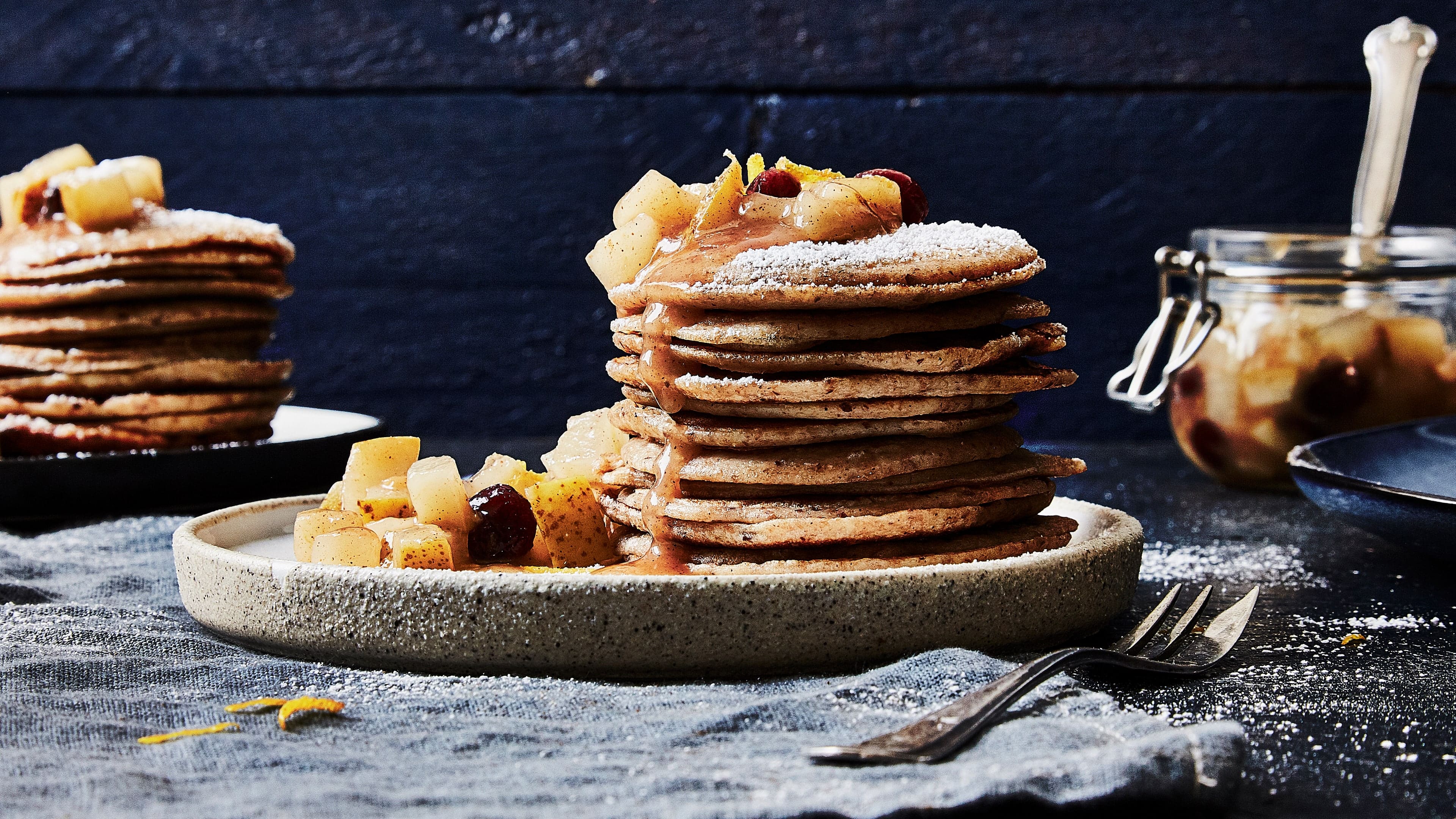 Kleine Quarkpfannkuchen Mit unserem Quarkpfannkuchen-Rezept kreieren Sie binnen einer halben Stunde eine vollwertige Mahlzeit, die Ihrer ganzen Familie schmeckt.