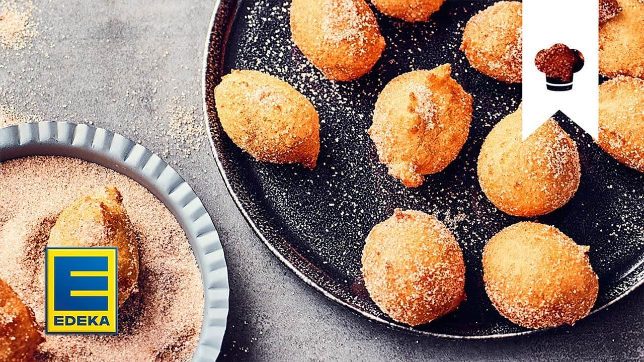 Quarkbällchen Rezept YouTube Platzhalterbild für ein Video mit dem Titel 'Quarkbällchen Rezept'.