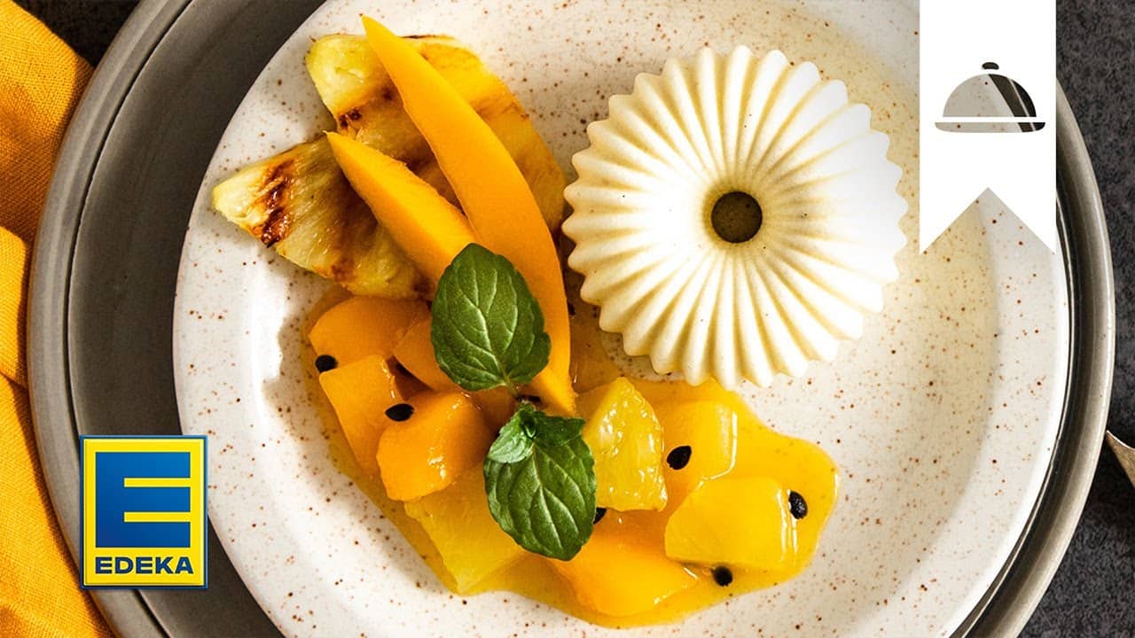 Mango Panna cotta Rezept YouTube Platzhalterbild für ein Video mit dem Titel 'Mango Panna cotta Rezept'.