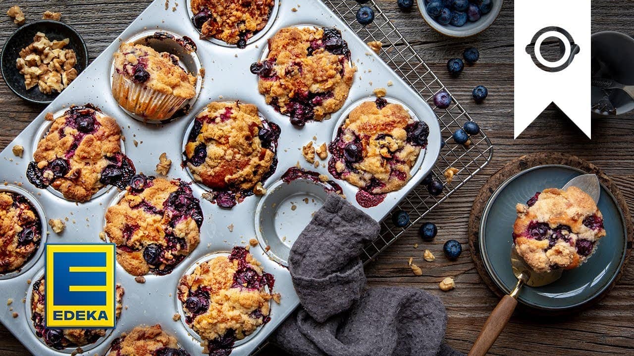 Blaubeer-Muffins selber machen YouTube Platzhalterbild für ein Video mit dem Titel 'Blaubeer-Muffins selber machen'.