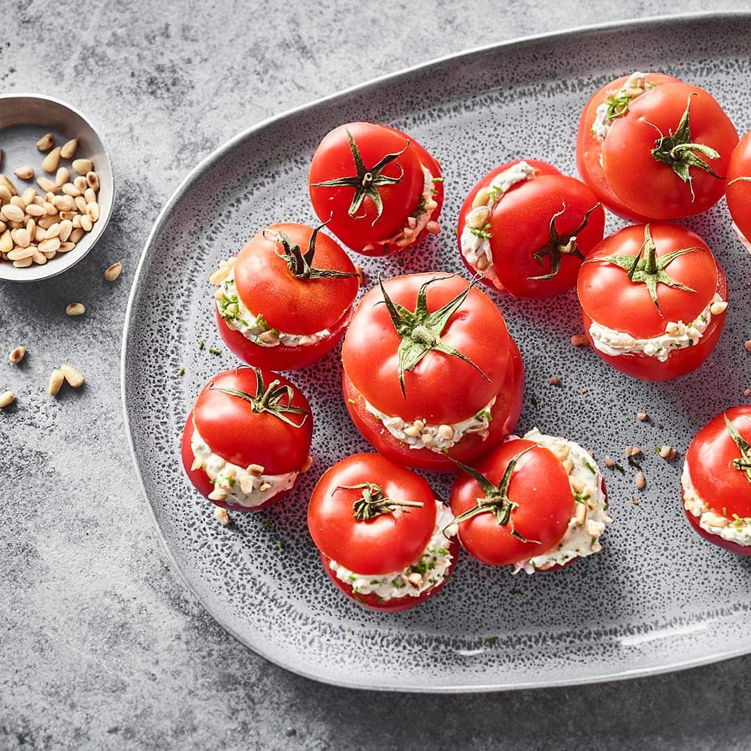 Gefüllte Tomaten mit Frischkäse