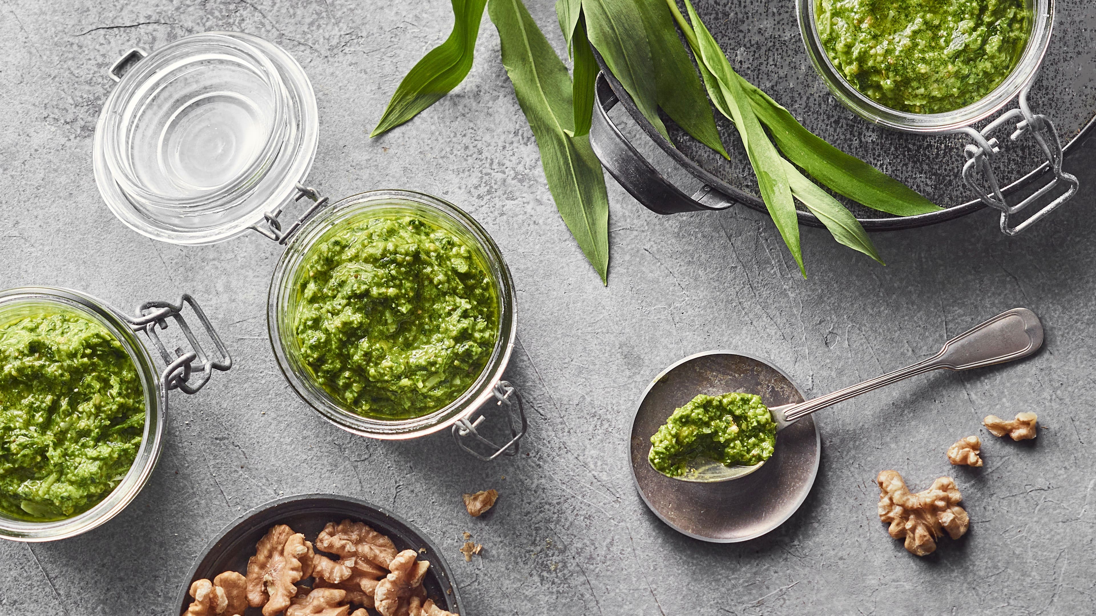 Bärlauch-Walnuss-Pesto Bärlauch-Walnuss-Pesto