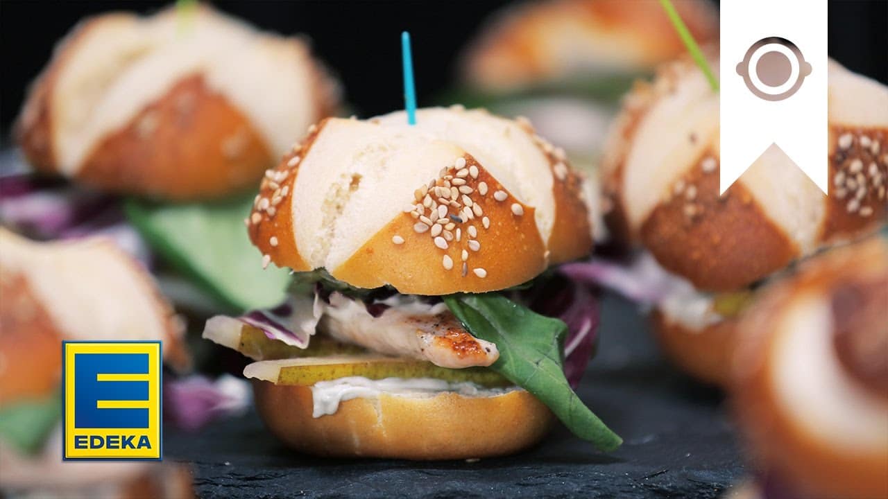 Mini-Chicken-Burger YouTube Platzhalterbild für ein Video mit dem Titel 'Mini-Chicken-Burger'.