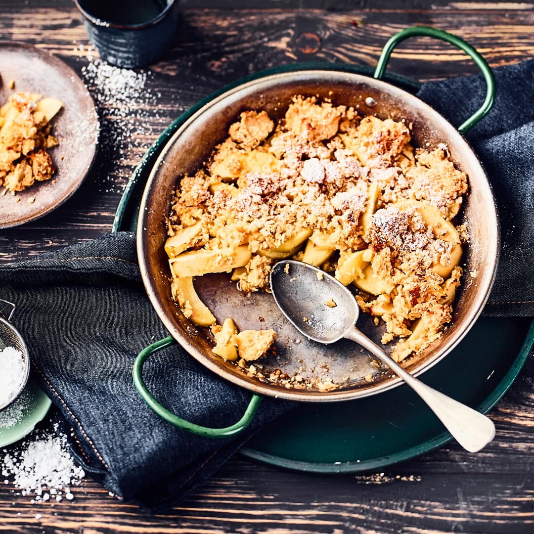 Backen Sie mit diesen Apple-Crumble-Rezepten leckere Crumble! So zaubern Sie ganz einfach schnelle Kuchen mit tollem Geschmack!
