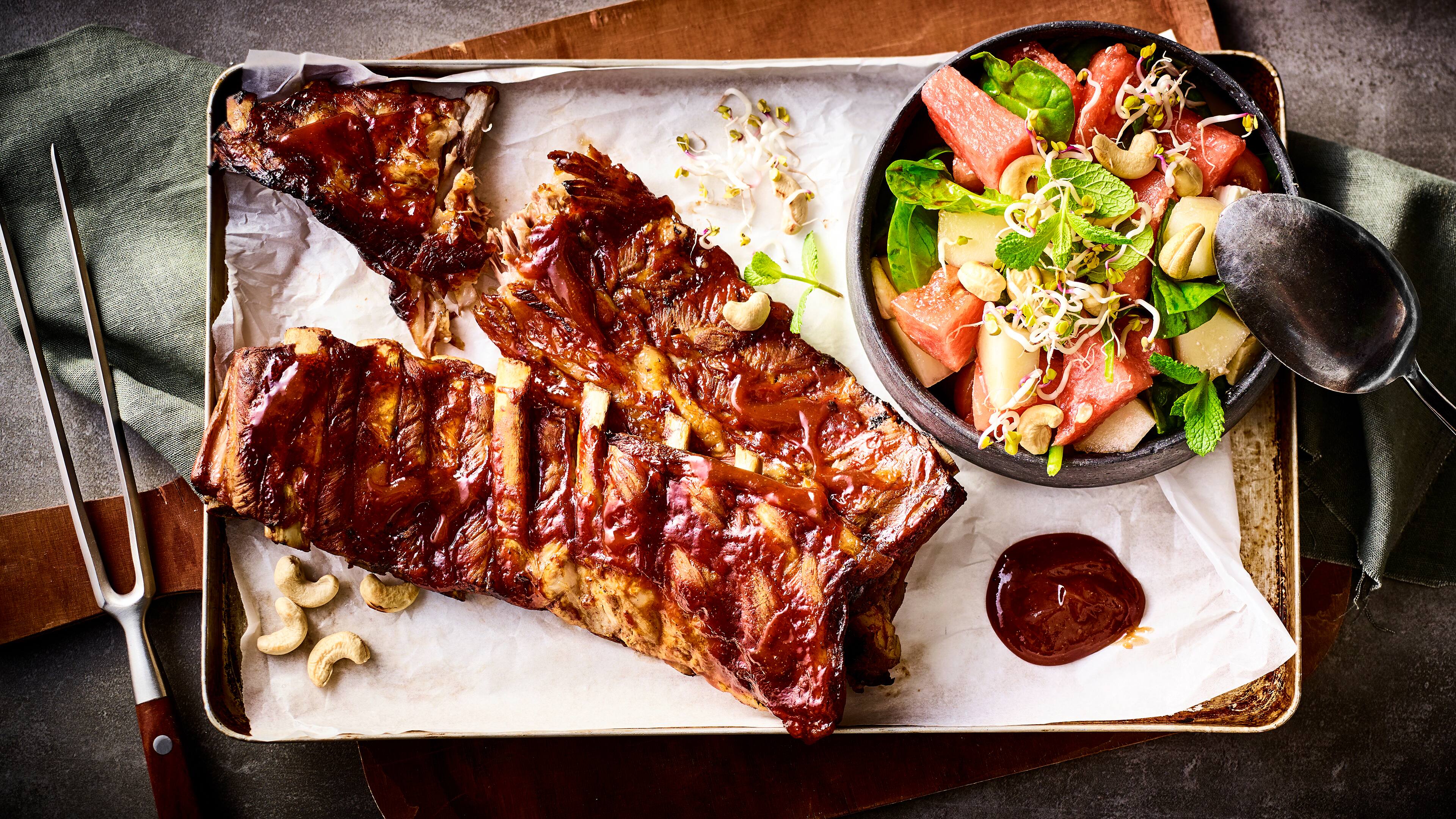 BBQ Ribs mit Melonensalat BBQ Ribs mit Melonensalat