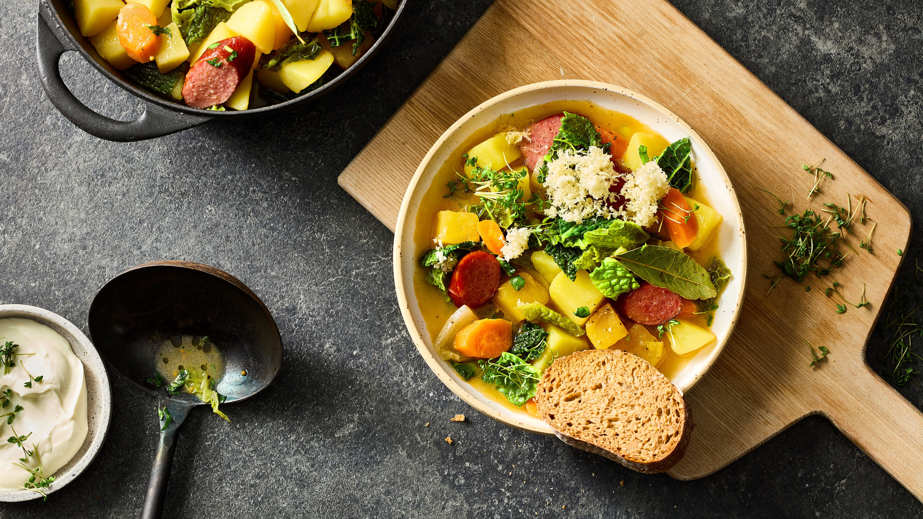 Entdecken Sie unser Rezept für einen Eintopf mit Meerettich und Cabanossi Eintopf mit Meerettich und Cabanossi