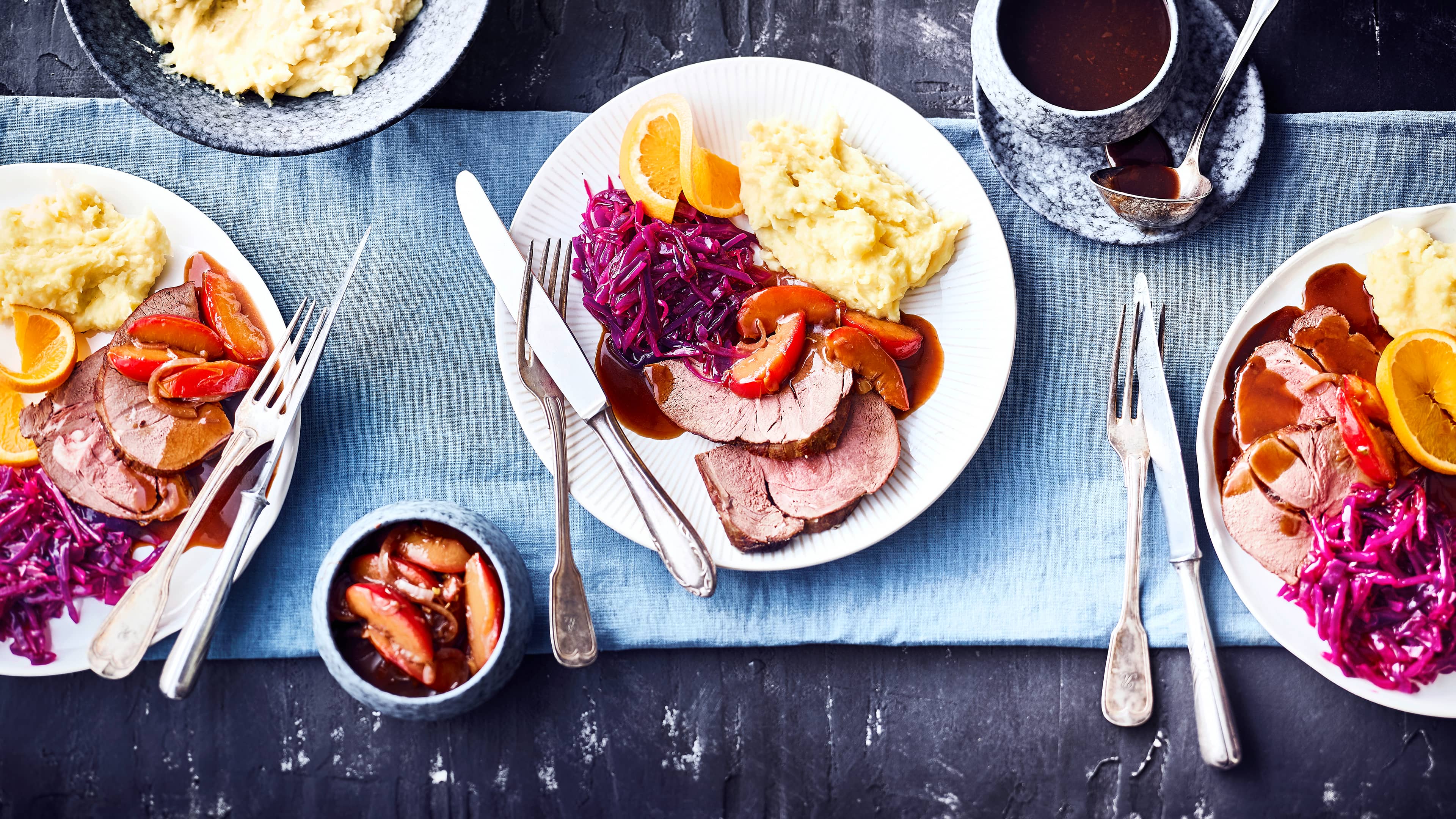 Hirschbraten mit Rotkraut Hirschbraten mit Rotkraut