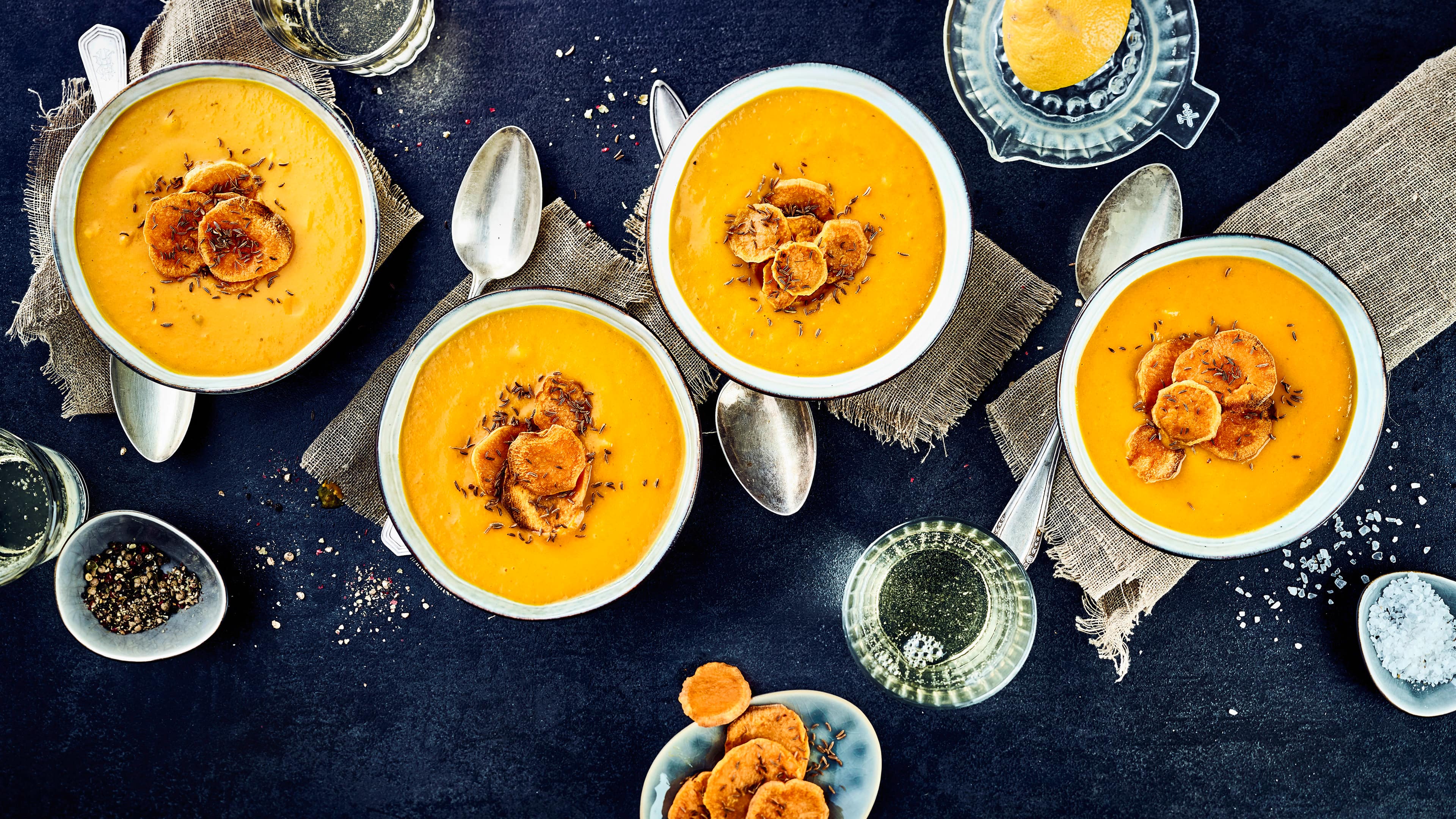 Kokos-Süßkartoffelsuppe Kokos-Süßkartoffelsuppe