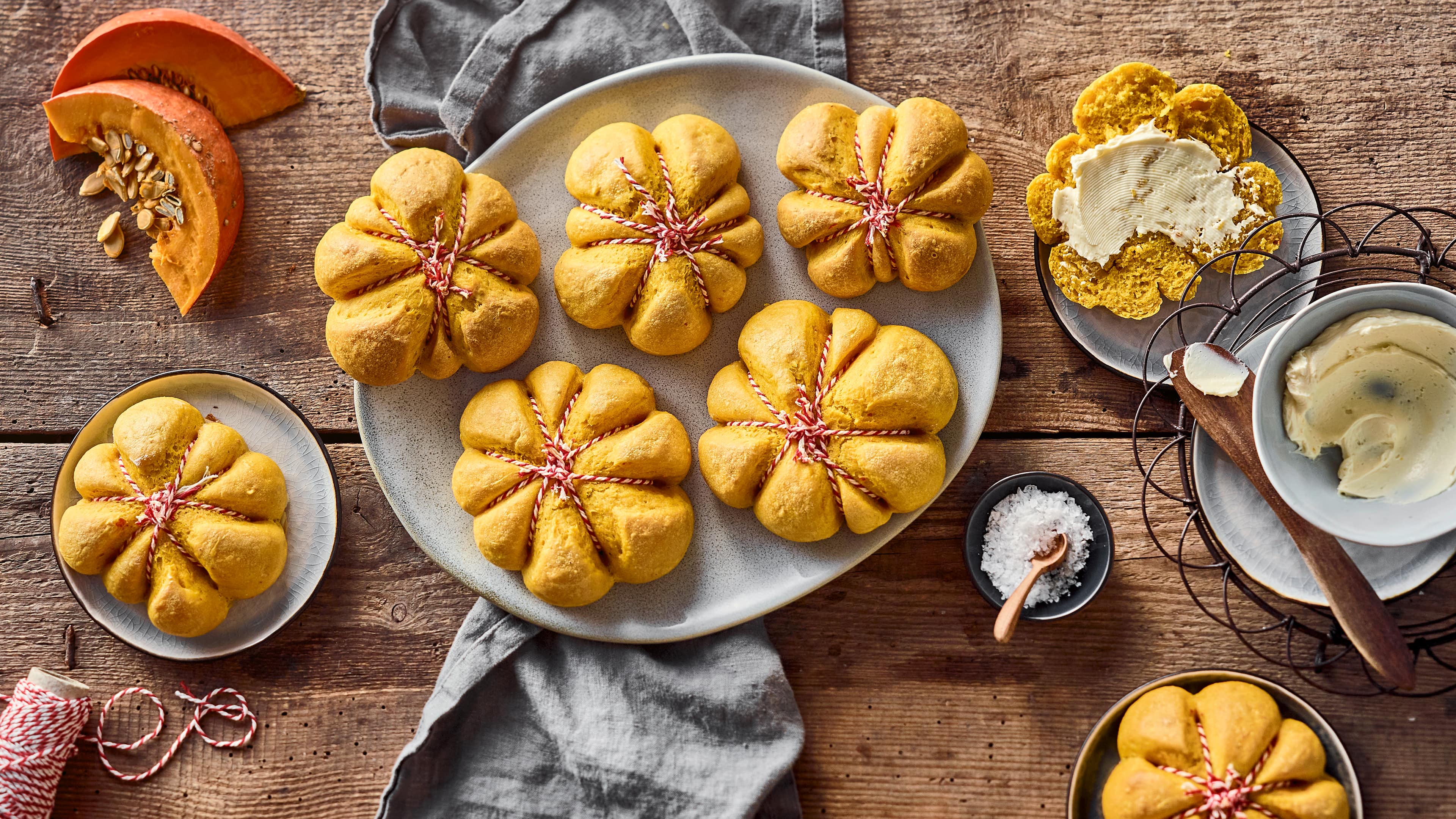 Kürbisbrötchen Kürbisbrötchen