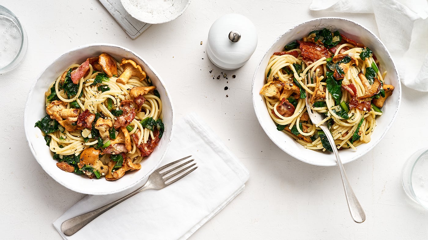 Pasta mit Speck und Pfifferlingen Pasta mit Speck und Pfifferlingen