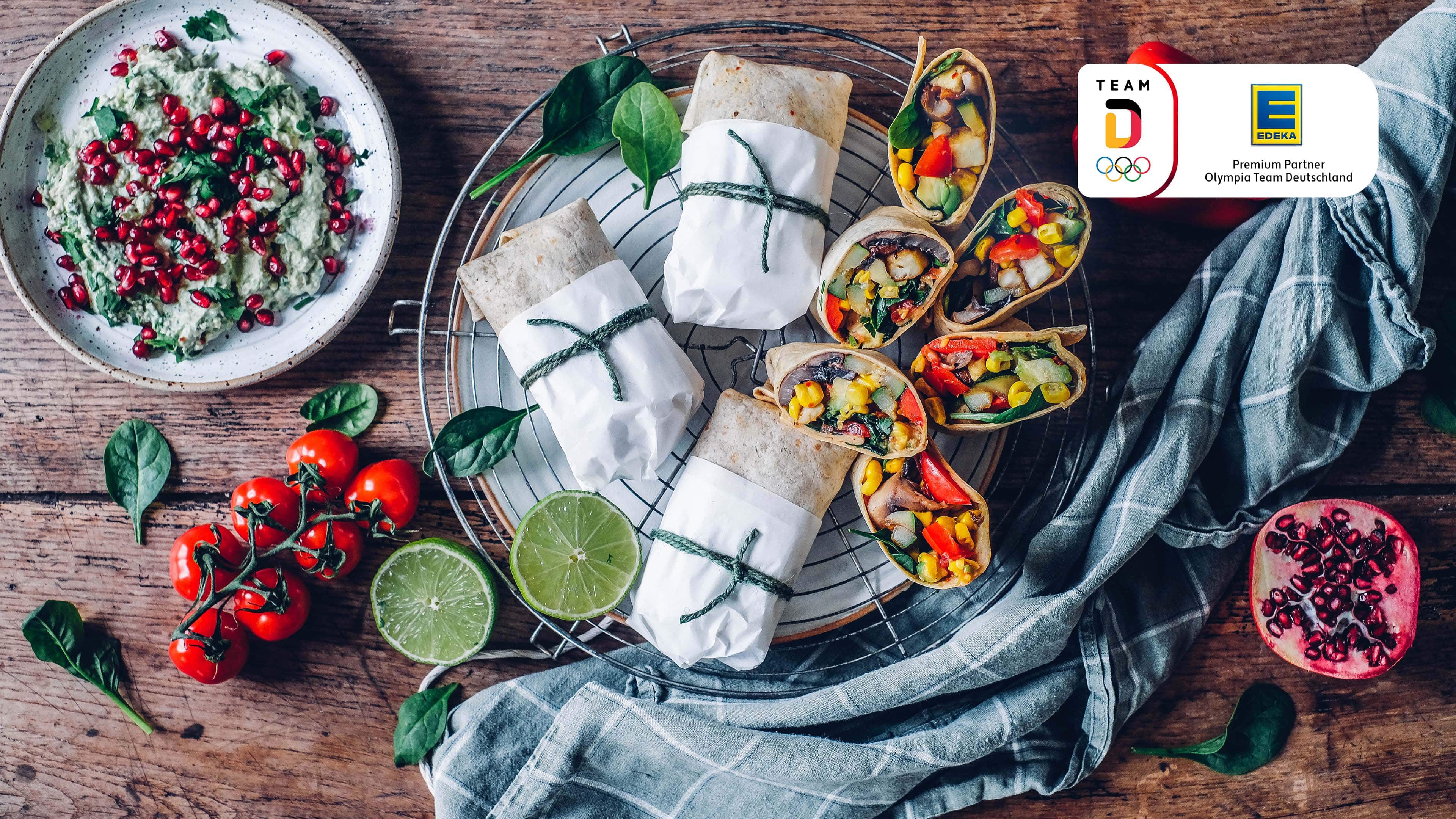 Protein-Wraps mit Avocado und Halloumi Protein-Wraps mit Avocado und Halloumi