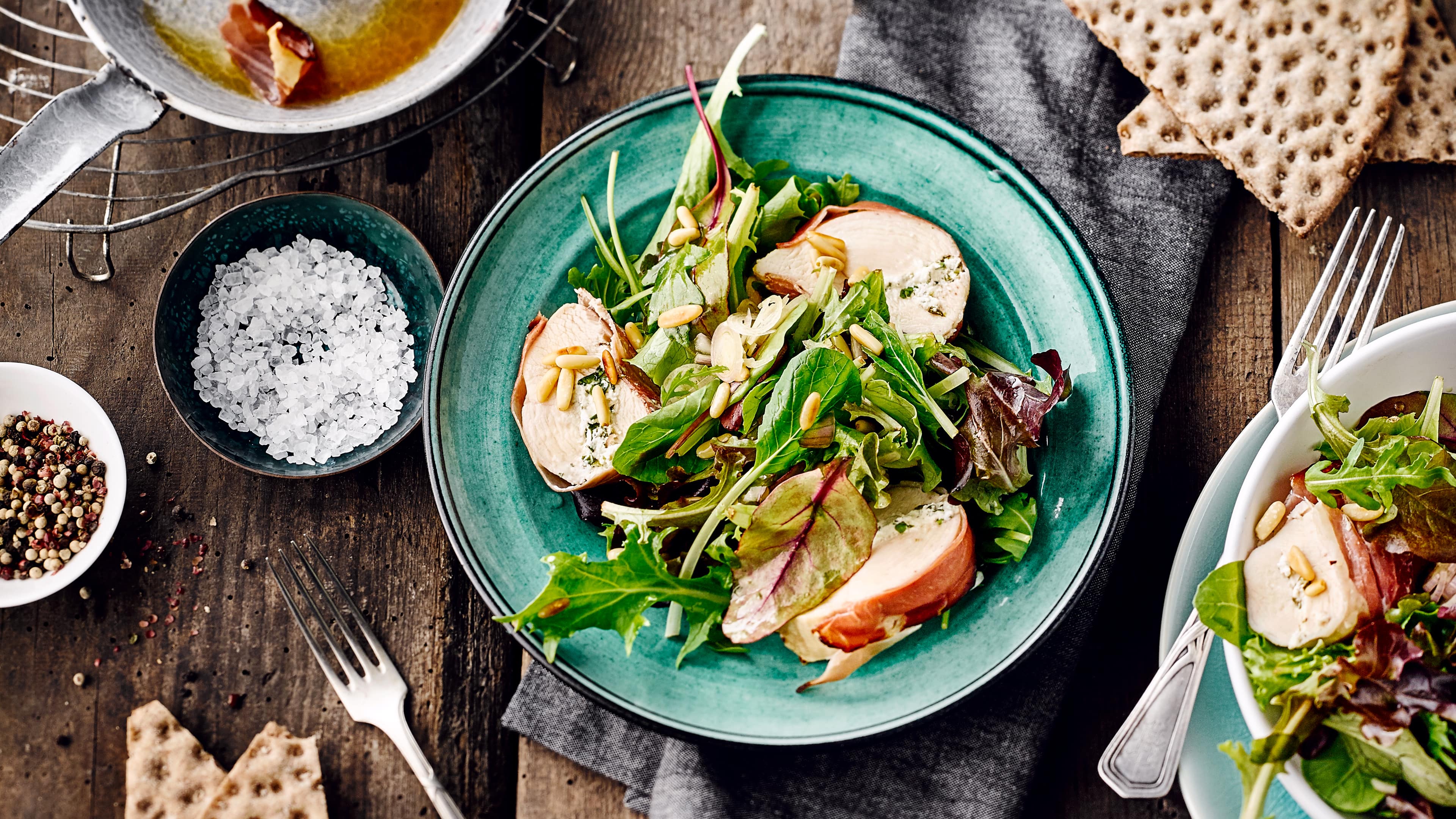 Salat mit Hähnchenbrust Salat mit Hähnchenbrust