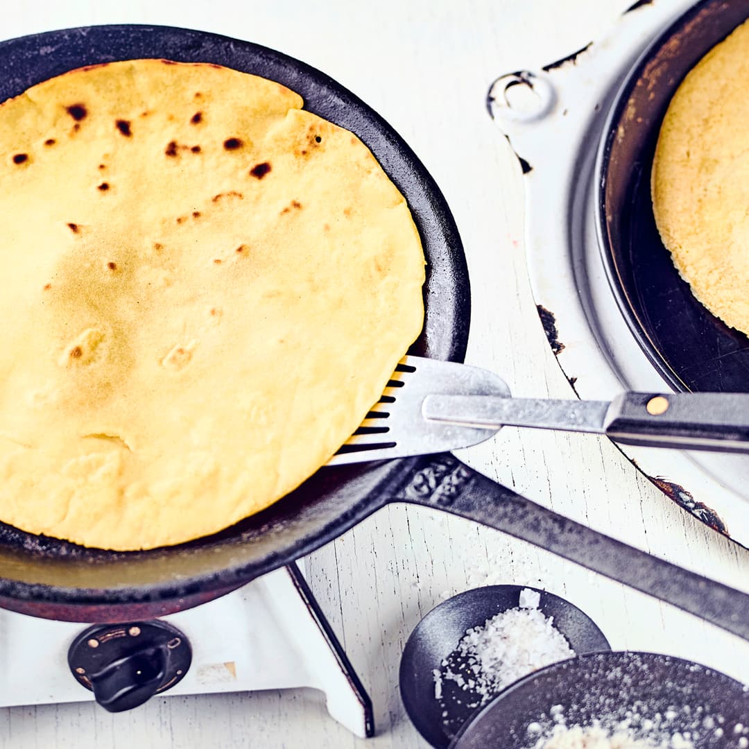 Vielfach süß oder herzhaft belegbar sind unsere selbstgemachten Tortillas aus Weizen- und Maismehl.