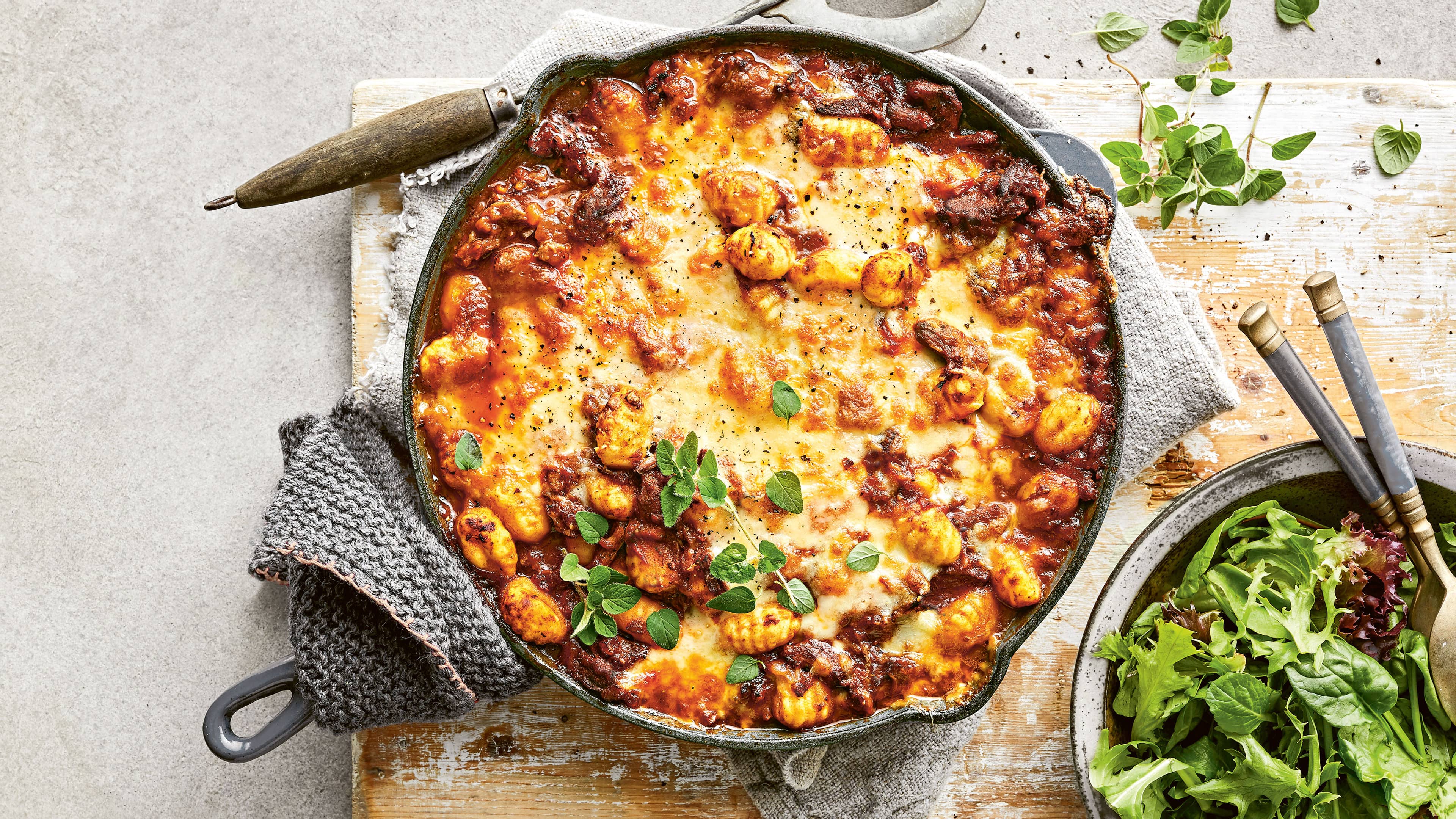 Überbackene Gnocchi-Pfanne mit Rinderhack überbackene Gnocchi-Pfanne mit Rinderhack