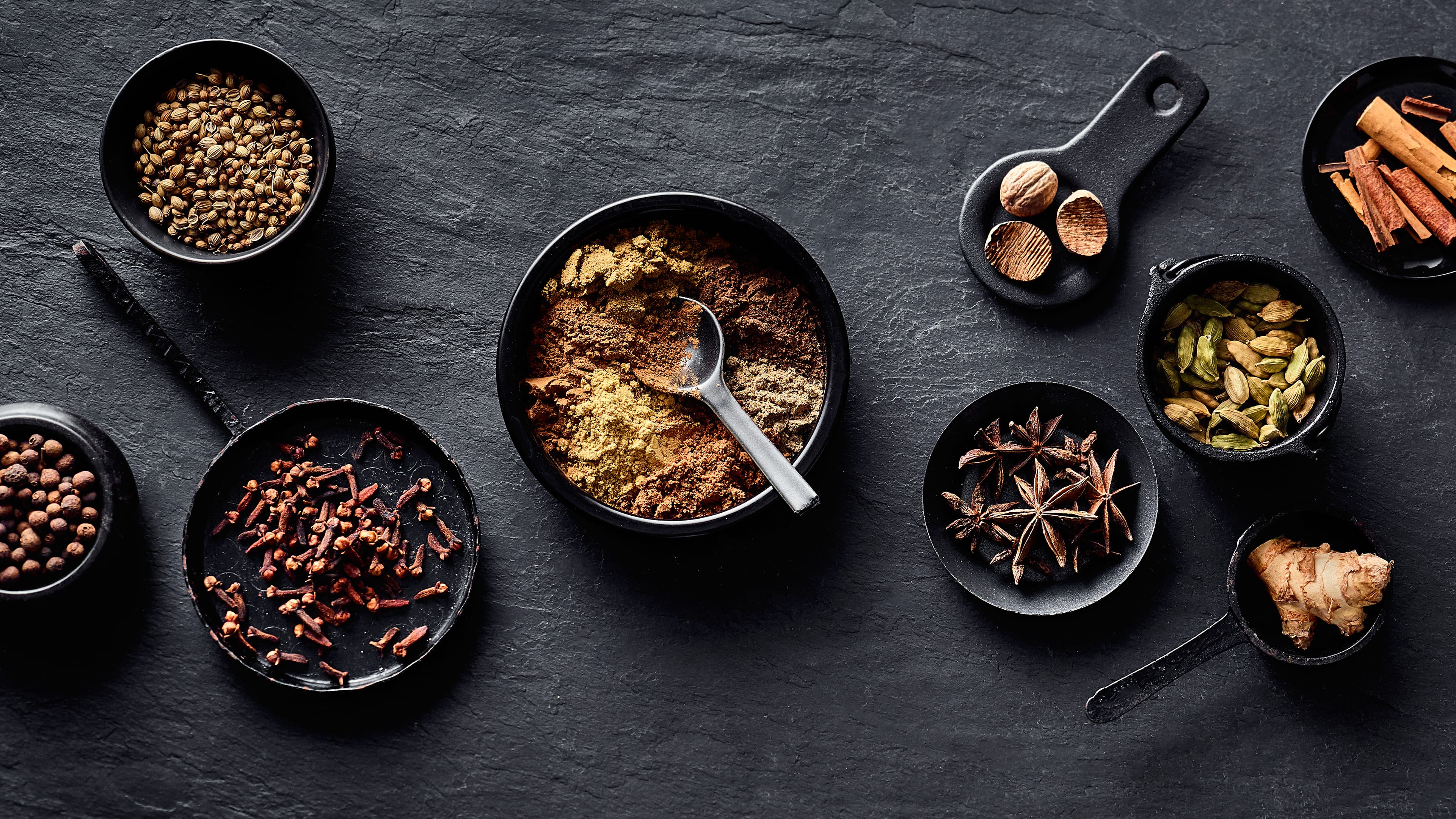 Lebkuchengewürz selber machen Lebkuchengewürz selber machen – das gelingt Ihnen mit unserem tollen Rezept schnell und unkompliziert. So schmeckt Ihr Weihnachtsgebäck doppelt so lecker.
