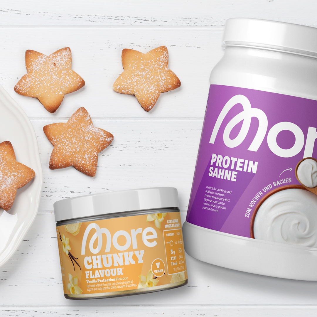 Herzförmige Sterne neben Produktverpackungen von More