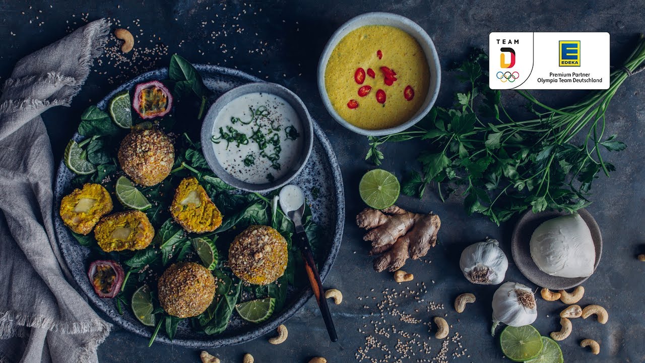 Blumenkohl-Falafel mit Mozzarellakern YouTube Platzhalterbild für ein Video mit dem Titel 'Blumenkohl-Falafel mit Mozzarellakern'.