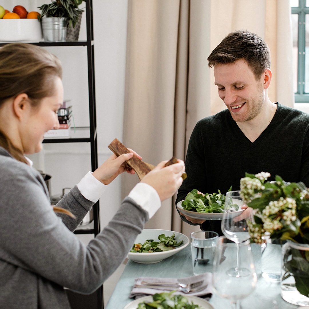 Sich Zeit für ein leckeres Essen nehmen, ist ebenfalls wichtig für eine gesunde Ernährung.