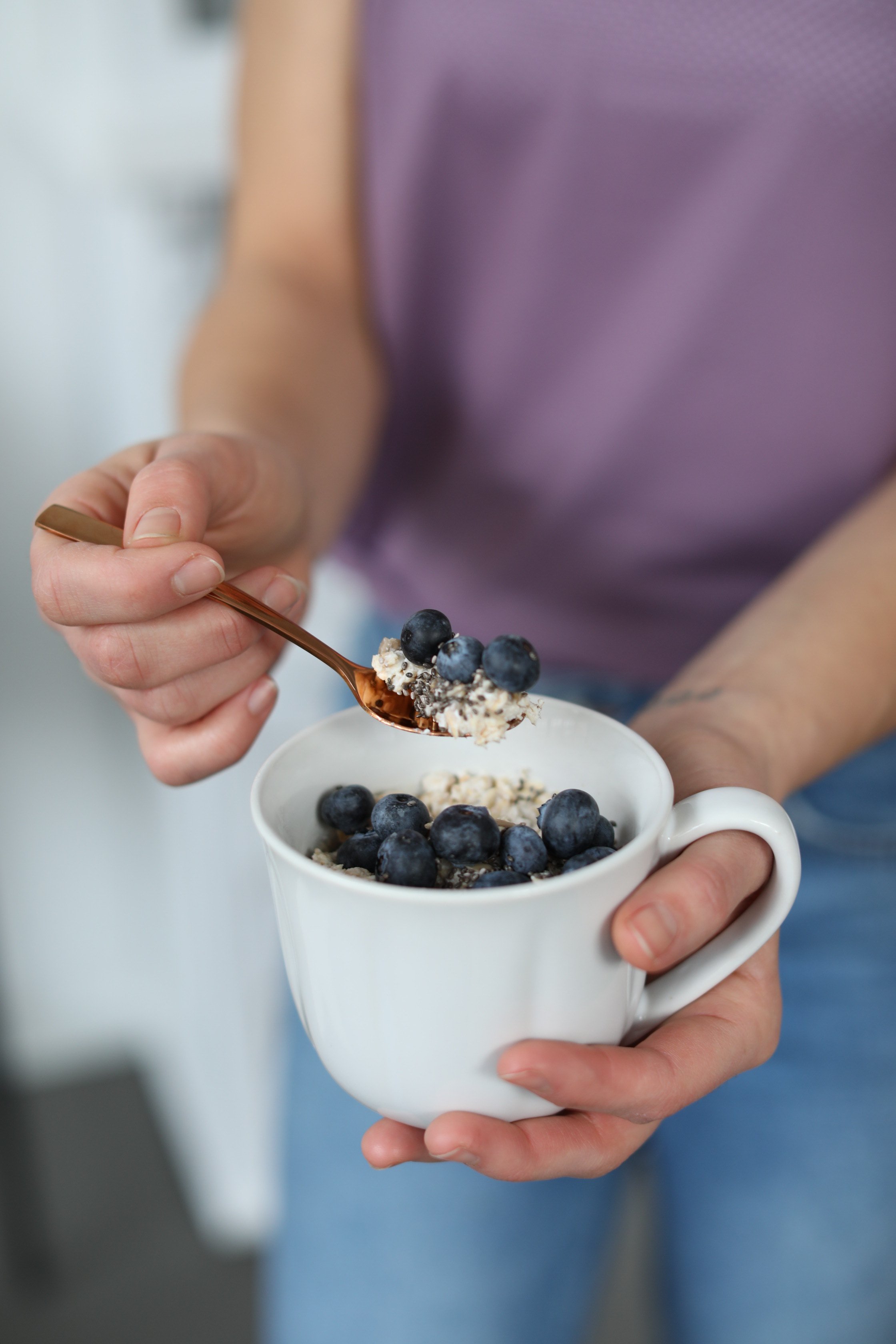 Früchte und ein gesundes Müsli sind besonders wichtig für Sportler.
