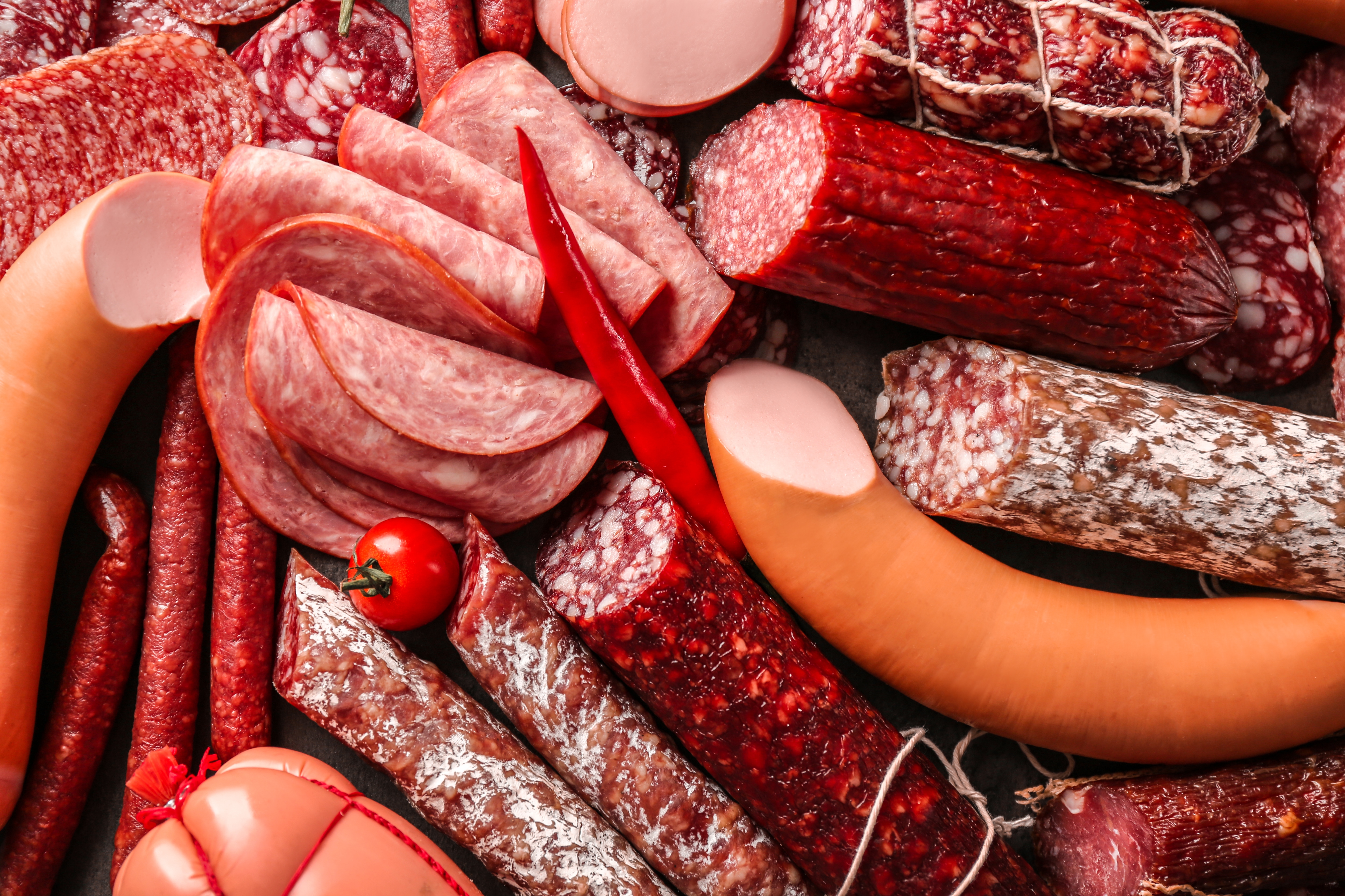 Nahaufnahme von verschiedenen Wurstsorten